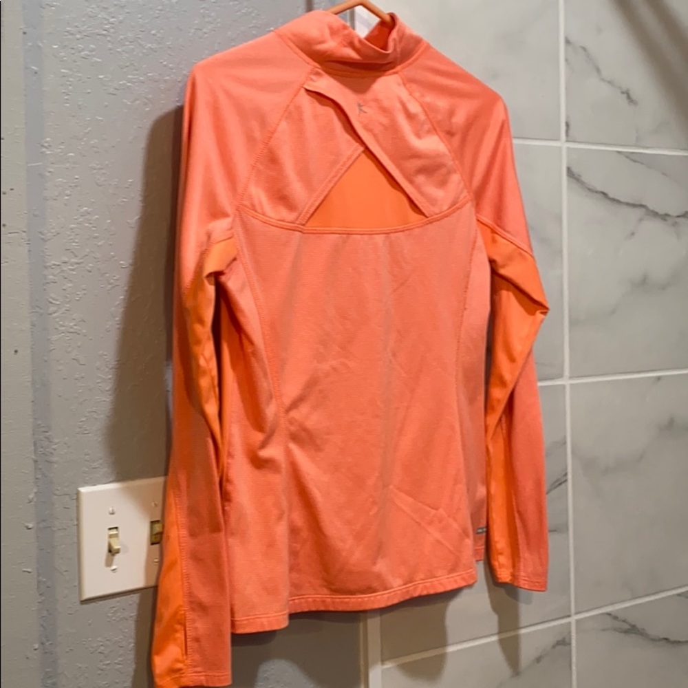 Danskin pullover - Picture 2 of 2